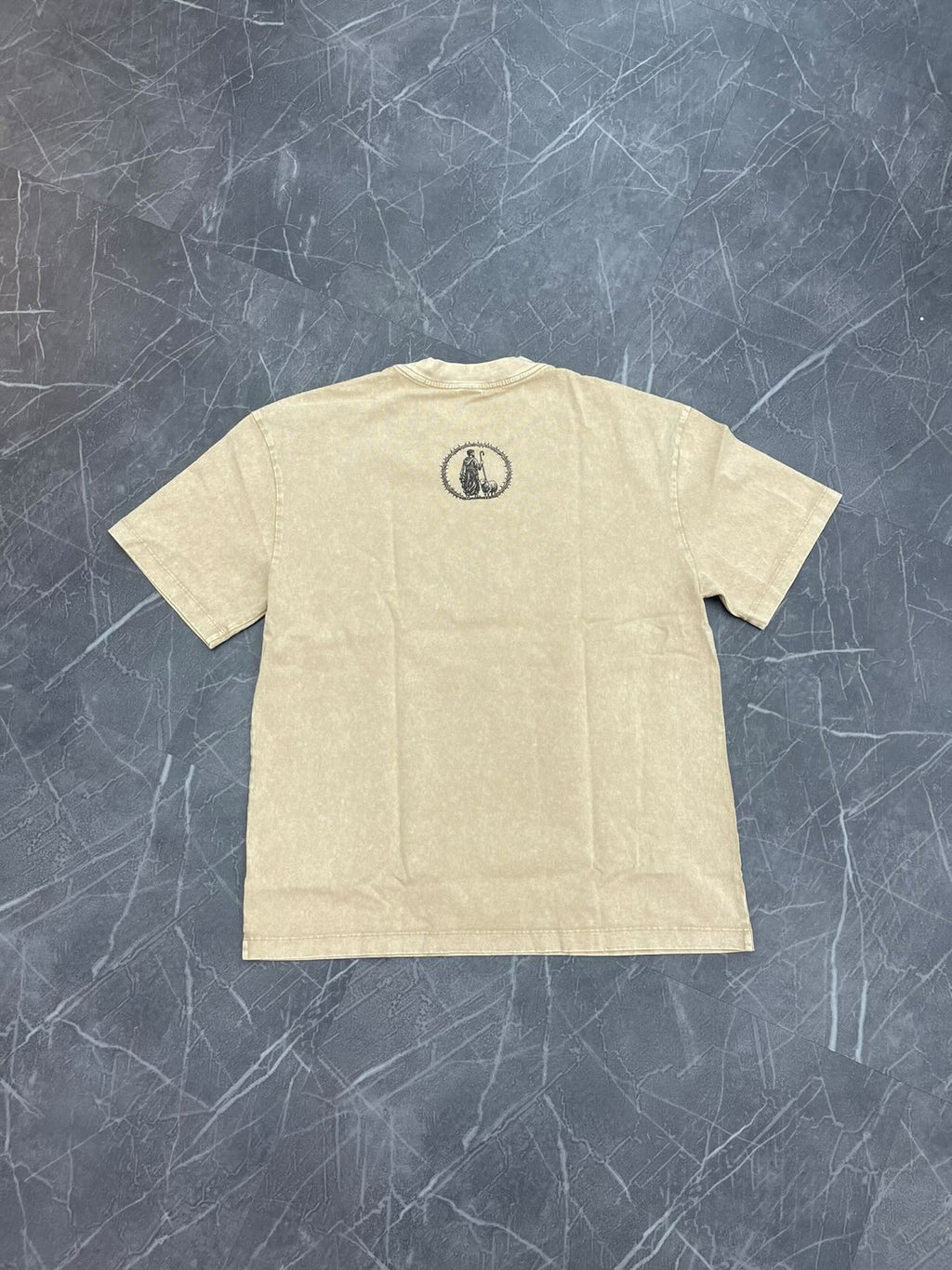 “Veraikon” Tan Tee